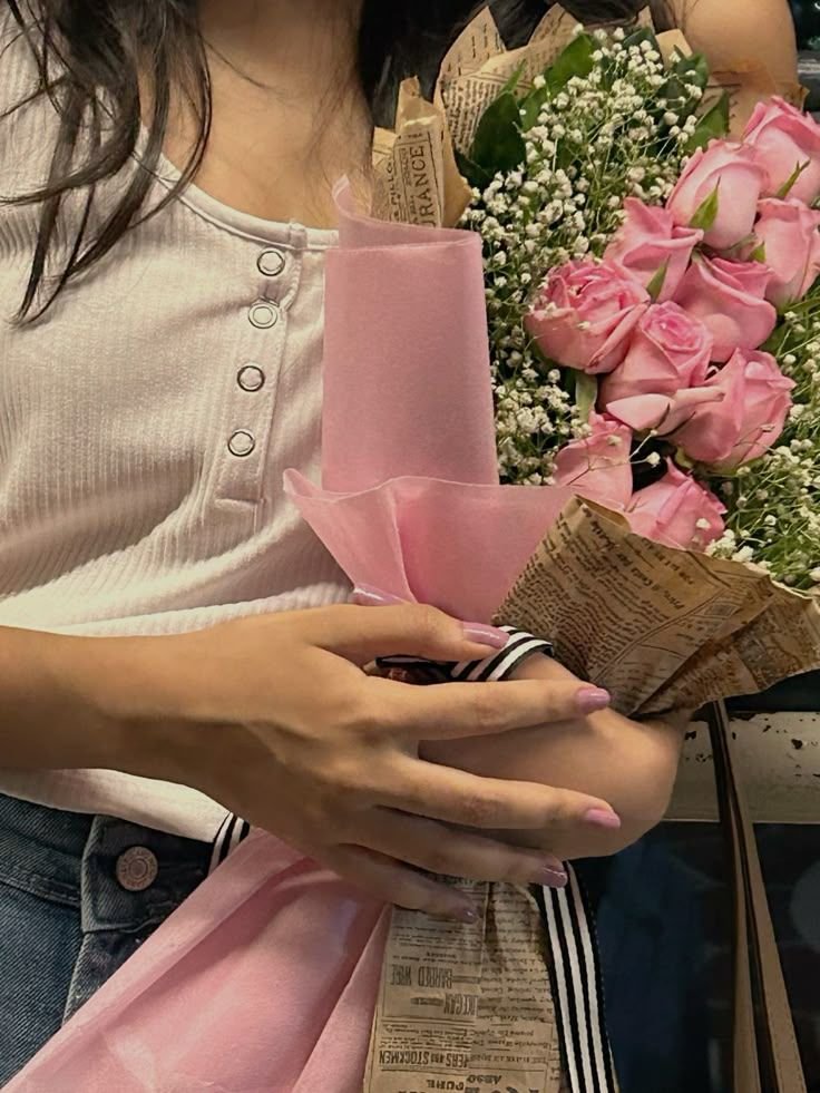 FLORAL ARRANGEMENT